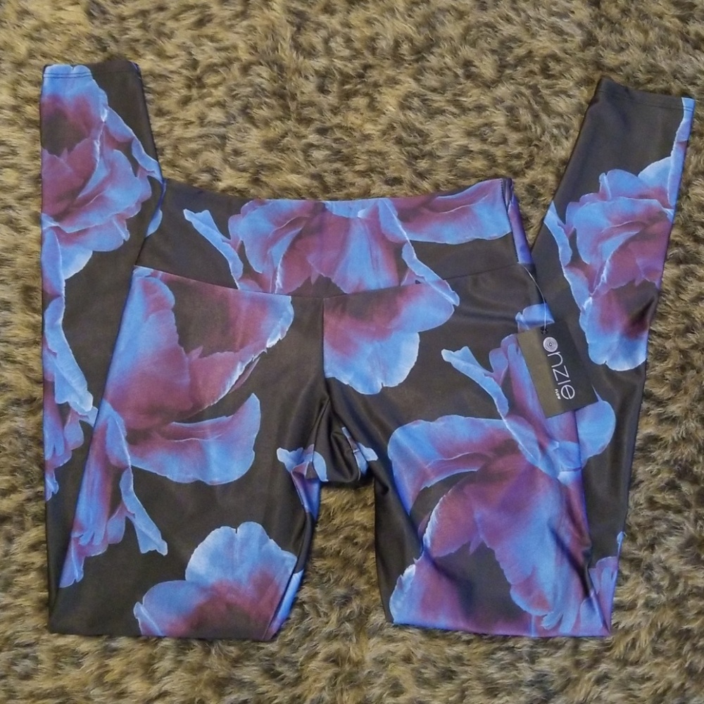 Onzie Flow Long Legging NWT